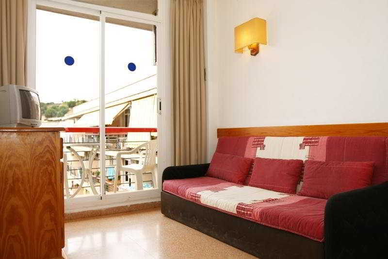 Hotel Mar Blau Calella Extérieur photo